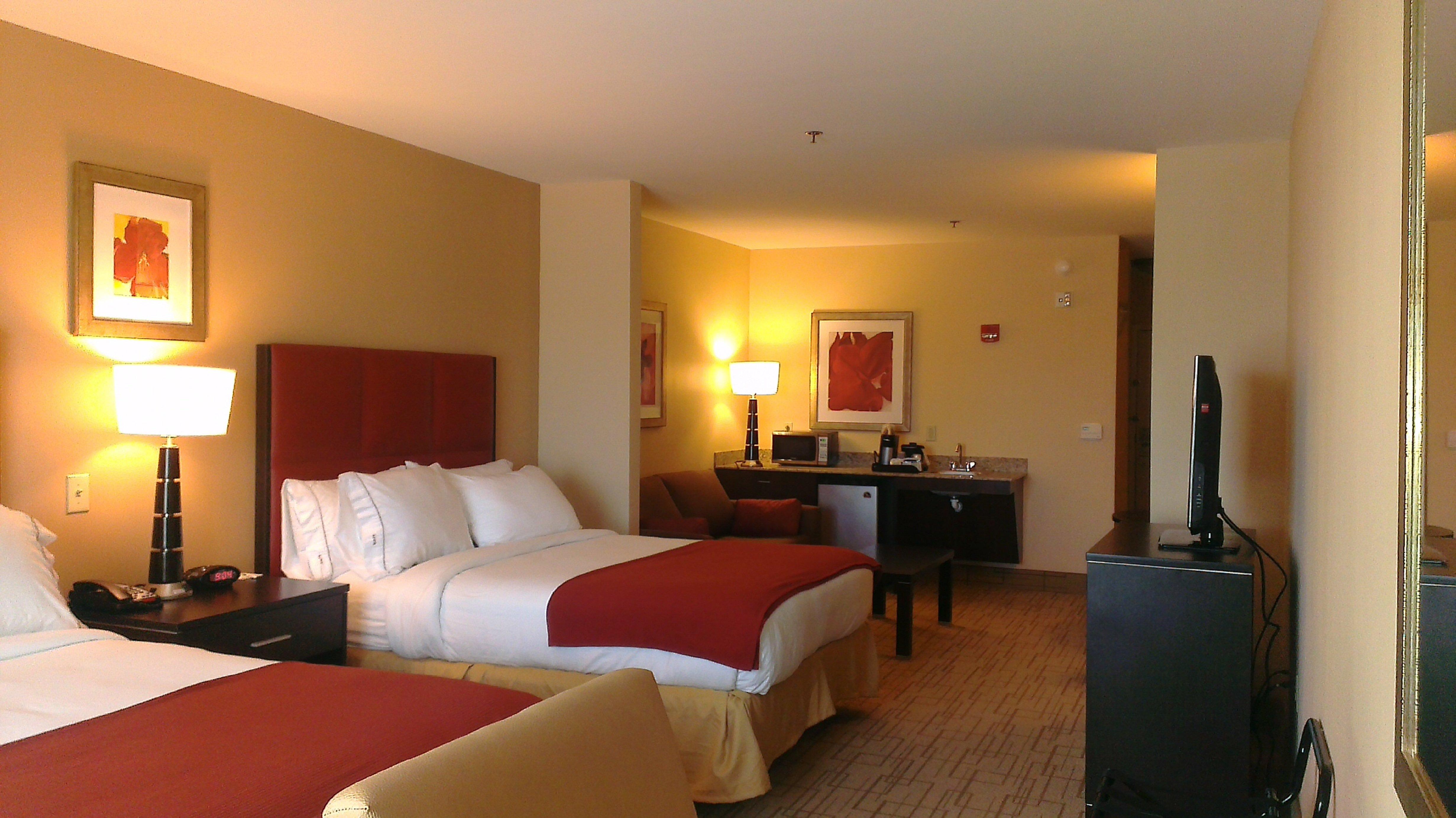 Hotel Express & - Smithfield/selma By Ihg 2*