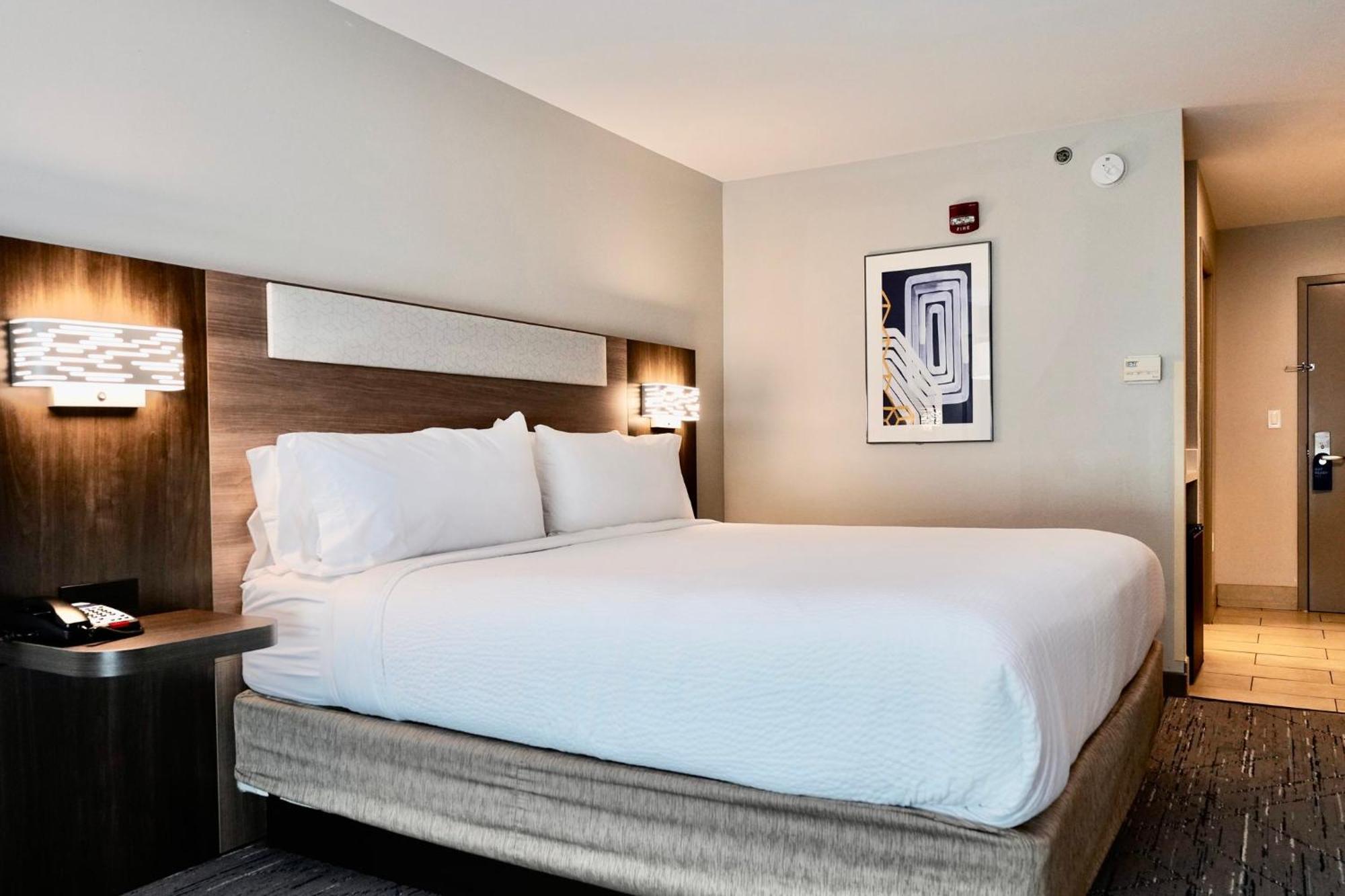 Express & - Smithfield/selma By Ihg 2* Smithfield