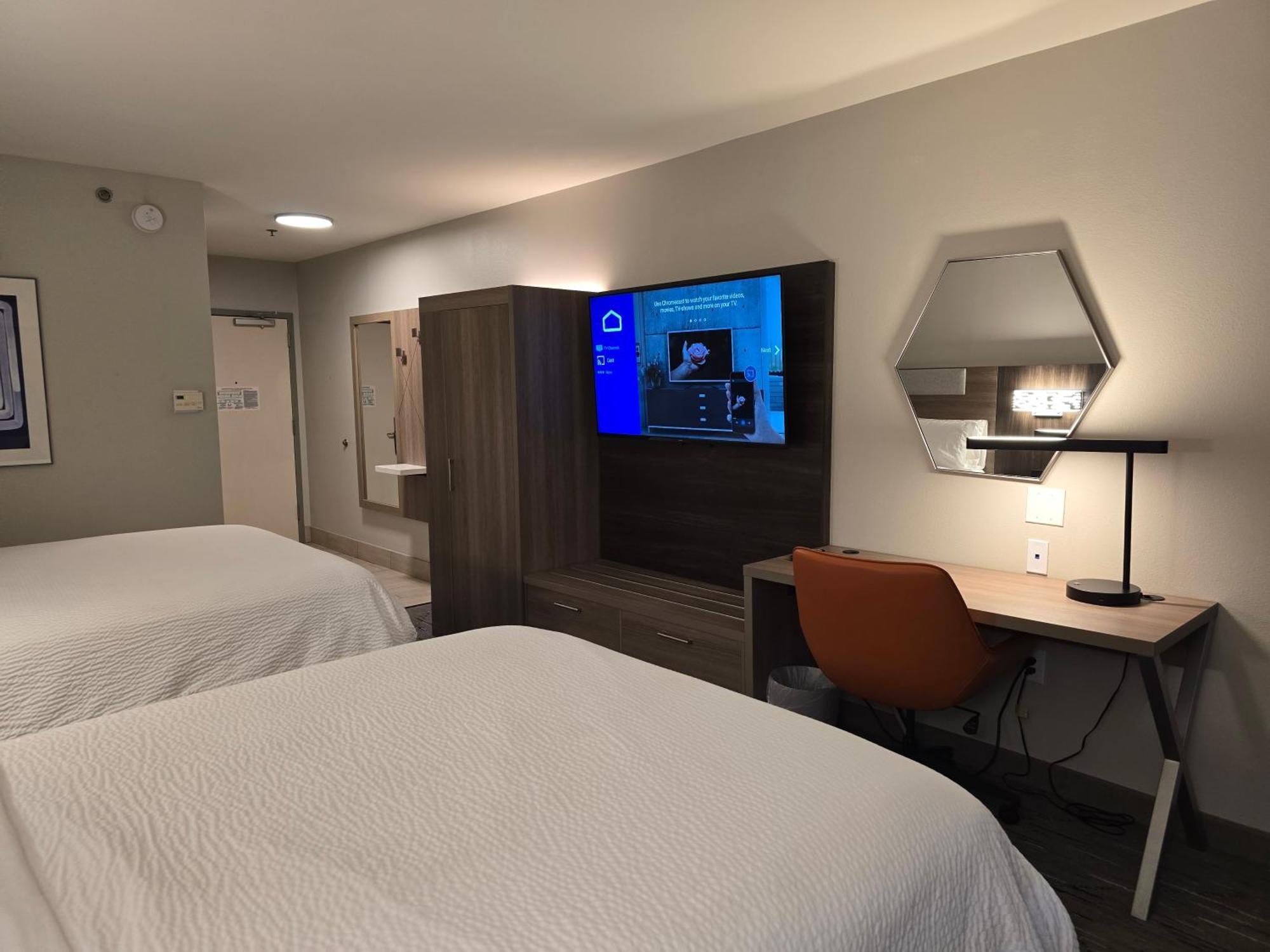 Express & - Smithfield/selma By Ihg Hotel