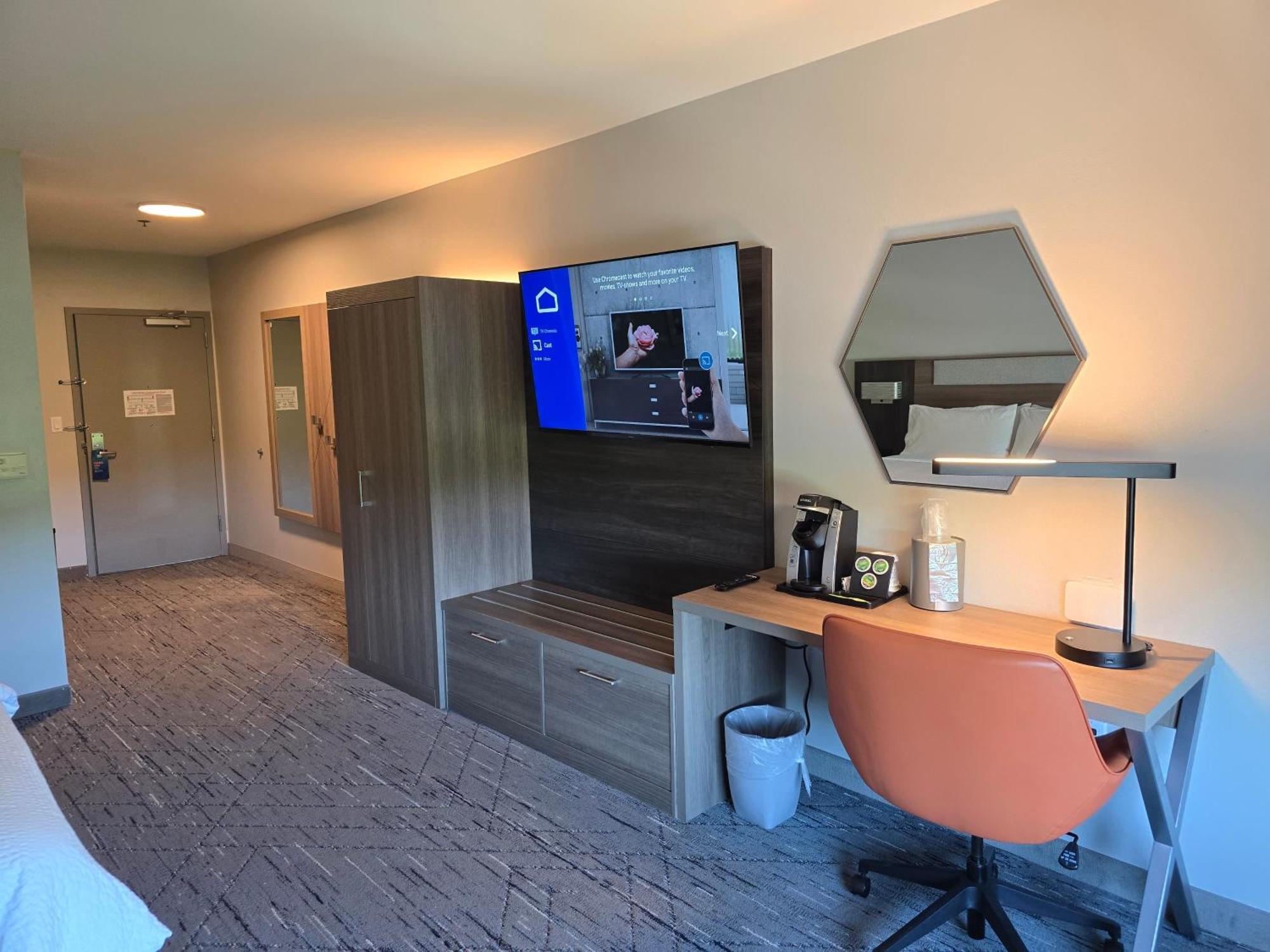 Express & - Smithfield/selma By Ihg Hotel 2*