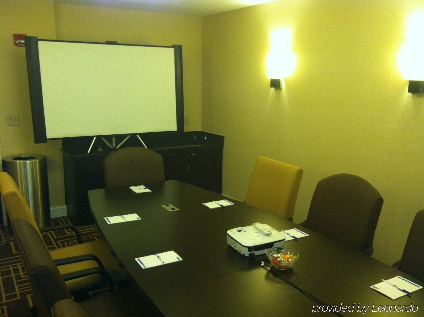 Express & - Smithfield/selma By Ihg 2* Smithfield